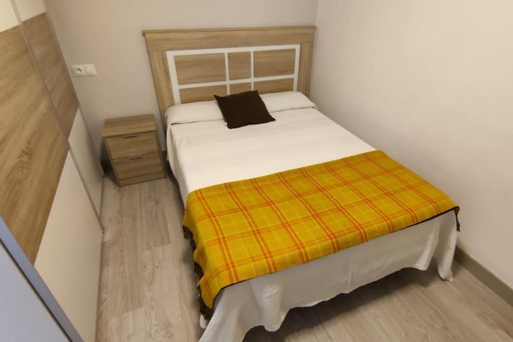 Apartamento Piso Turistico Avda Del Castillo Ponferrada Exterior foto